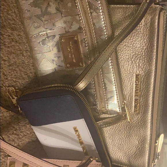 Michael kors bags - Picture 2 of 9